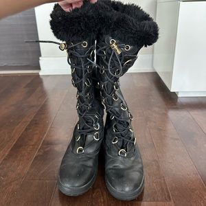 MICHAEL KORS BOOTS